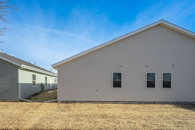 882 Fuller Lane, Belvidere, IL 61008