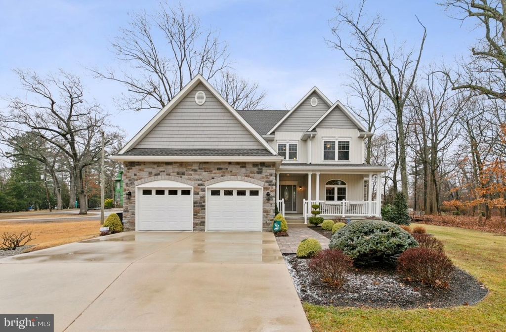 922 CENTRAL AVENUE, Hammonton, NJ 08037