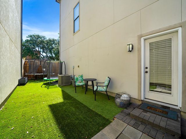 5947 Turtle Beach Lane, Houston, TX 77036