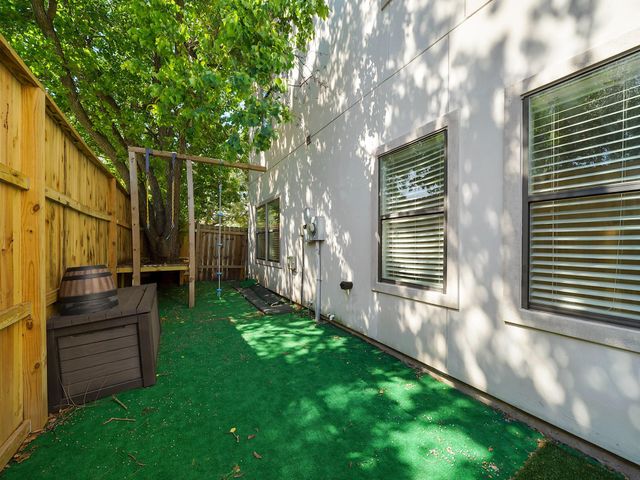 5947 Turtle Beach Lane, Houston, TX 77036