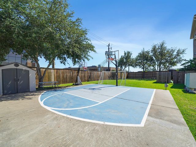 5947 Turtle Beach Lane, Houston, TX 77036