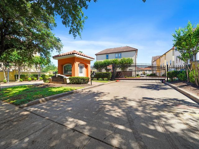 5947 Turtle Beach Lane, Houston, TX 77036