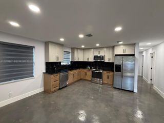 17 SW 6th Avenue 17, Dania Beach, FL 33004