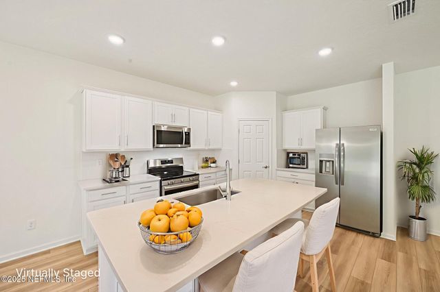 1187 HAMMOCK DUNES Drive, Jacksonville, FL 32221