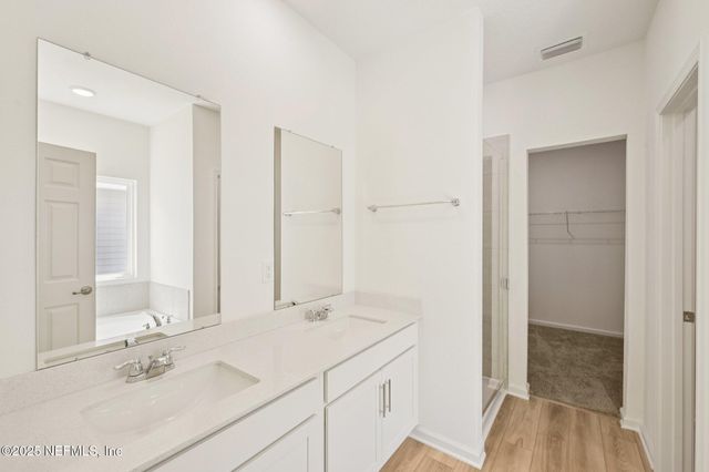 1187 HAMMOCK DUNES Drive, Jacksonville, FL 32221