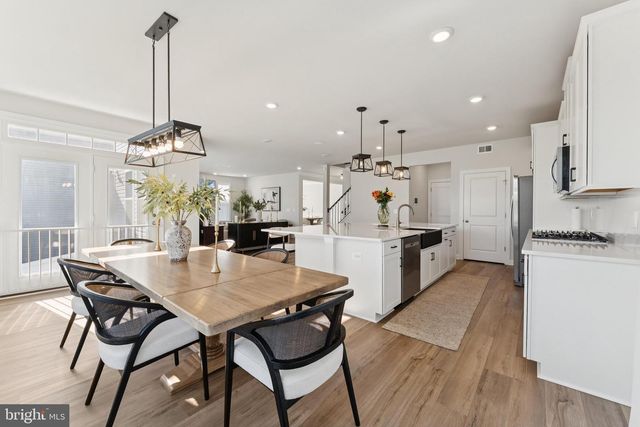 14905 HEATHER BLOOM DR, Woodbridge, VA 22193