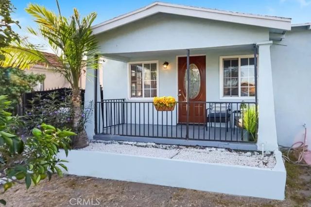 1612 W 71st Street, Los Angeles, CA 90047