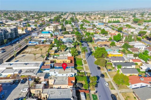1612 W 71st Street, Los Angeles, CA 90047