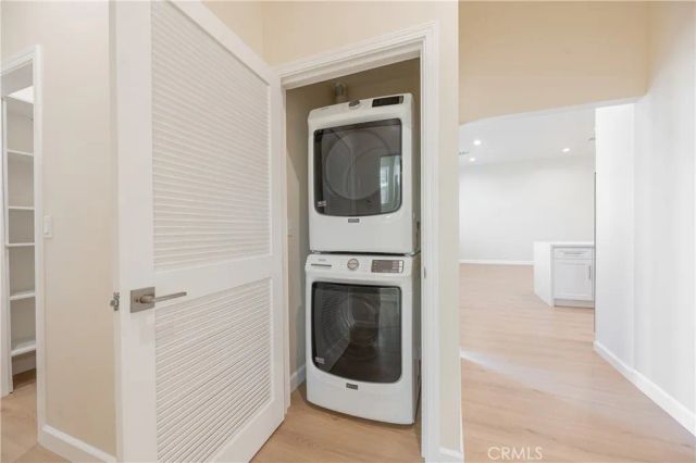 7514 Forbes Avenue, Lake Balboa, CA 91406