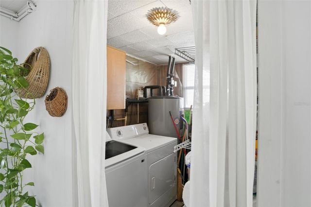 408 DAKOTA AVENUE, St Cloud, FL 34769