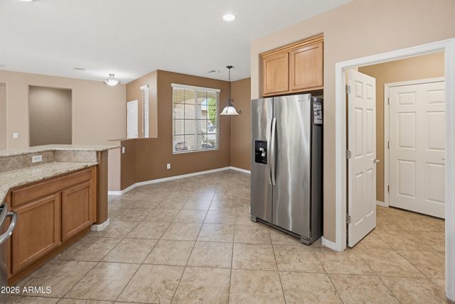 27301 W MOHAWK Lane, Buckeye, AZ 85396