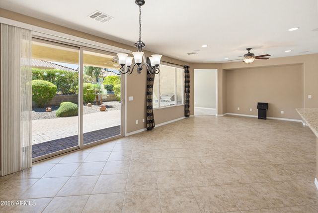 27301 W MOHAWK Lane, Buckeye, AZ 85396