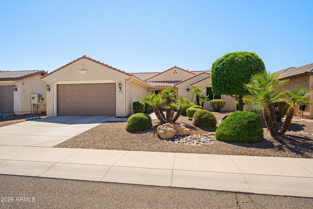27301 W MOHAWK Lane, Buckeye, AZ 85396