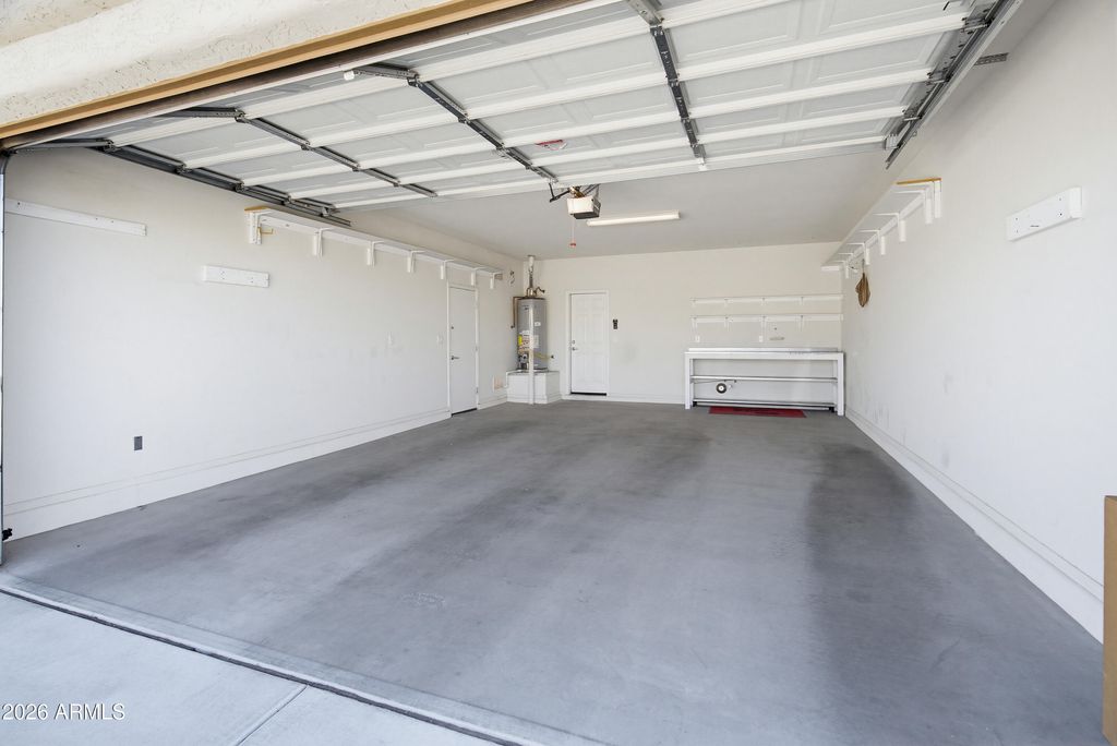 Image 34 of property listing at 27301 W MOHAWK Lane, Buckeye, AZ 85396