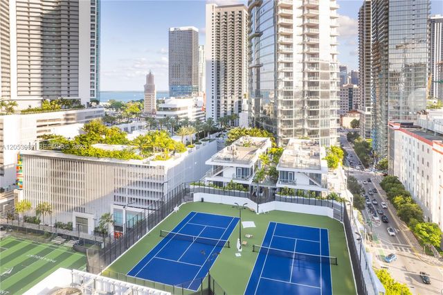851 NE 1st Ave 1701, Miami, FL 33132