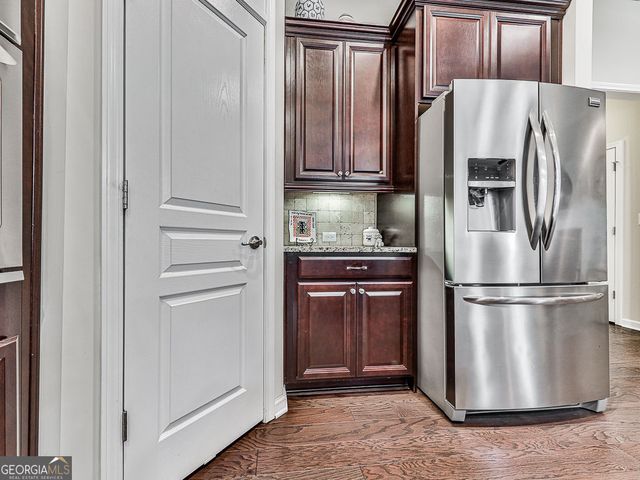 422 Windy Ridge Way, Canton, GA 30114