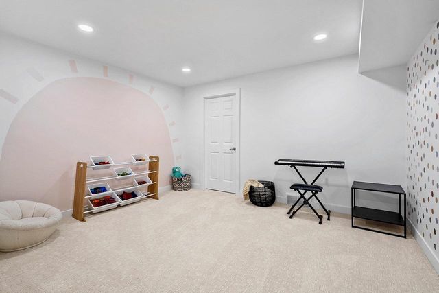 1285 CLEMENTINE ROAD, Howard, WI 54313