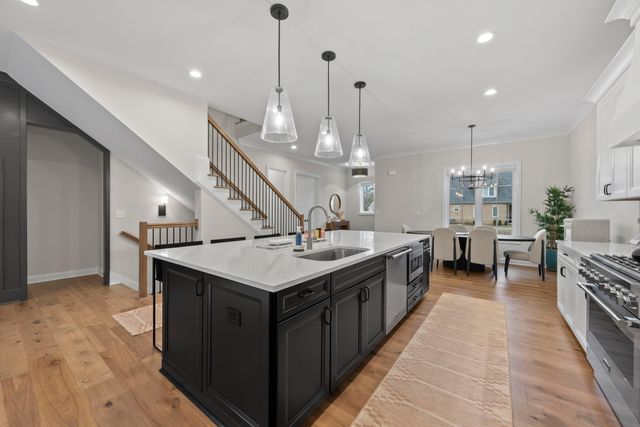 130 Barrington Place, Powell, OH 43065