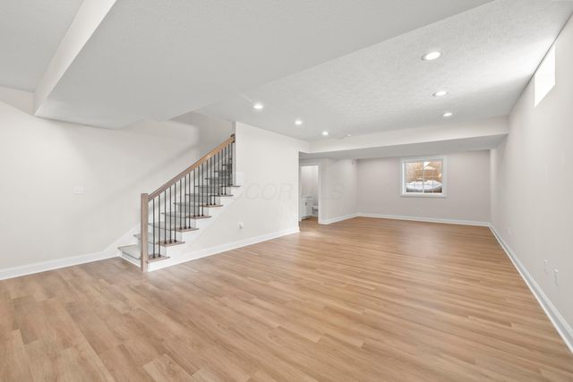 130 Barrington Place, Powell, OH 43065