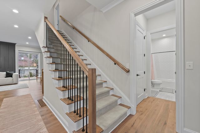 130 Barrington Place, Powell, OH 43065