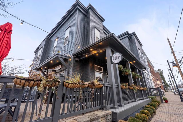 130 Barrington Place, Powell, OH 43065