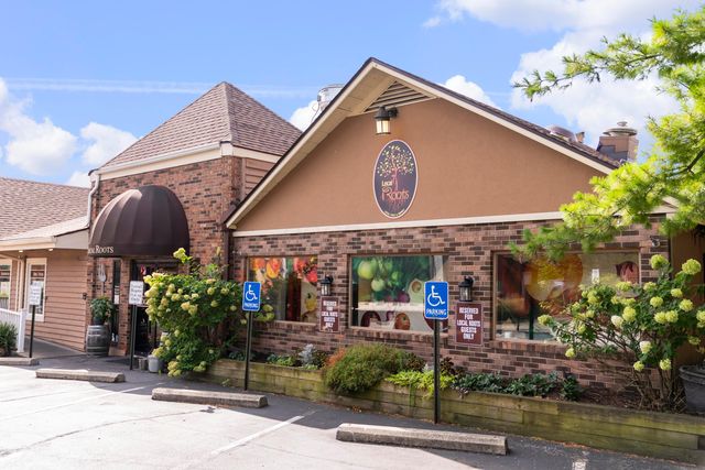 130 Barrington Place, Powell, OH 43065