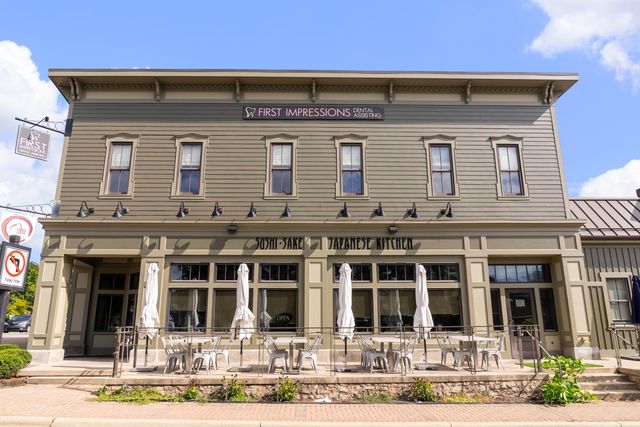 130 Barrington Place, Powell, OH 43065