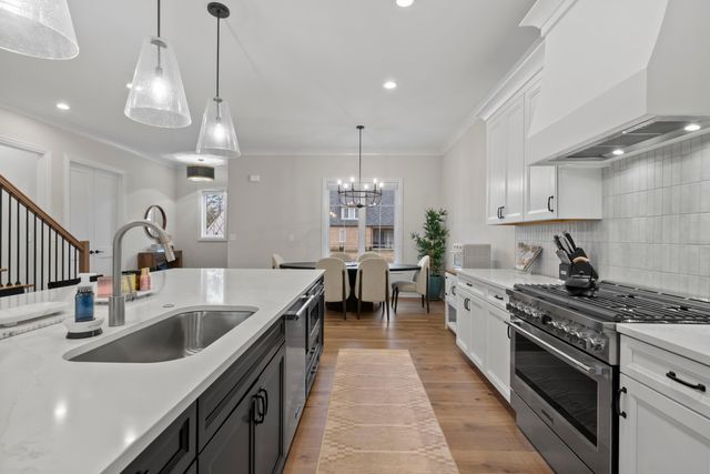 130 Barrington Place, Powell, OH 43065