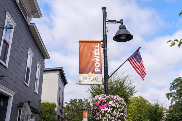 130 Barrington Place, Powell, OH 43065