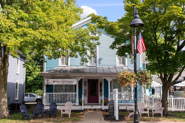 130 Barrington Place, Powell, OH 43065