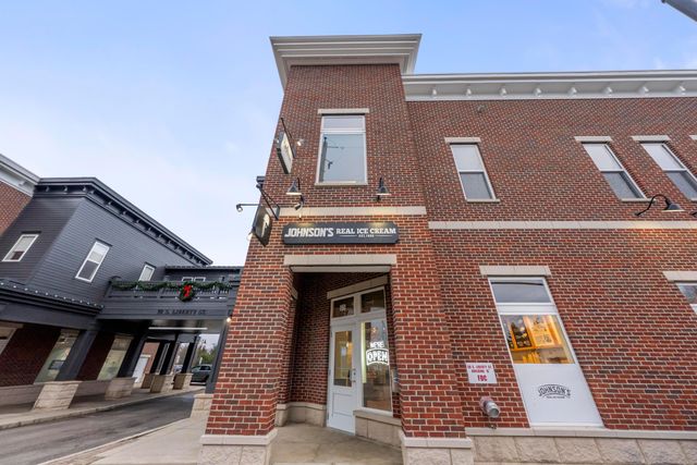 130 Barrington Place, Powell, OH 43065