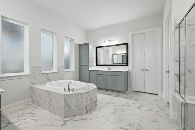 2257 Slate Drive, Waxahachie, TX 75167