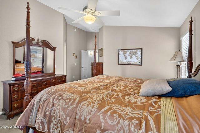 687 E PALOMINO Way, San Tan Valley, AZ 85143