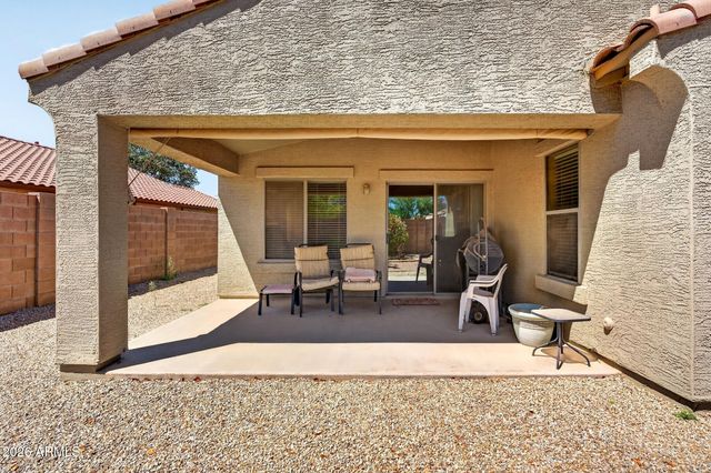 687 E PALOMINO Way, San Tan Valley, AZ 85143
