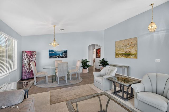 687 E PALOMINO Way, San Tan Valley, AZ 85143