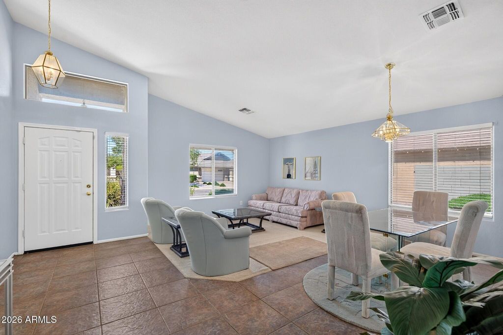 687 E PALOMINO Way, San Tan Valley, AZ 85143 — photo 5