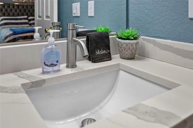 316 CAMBRIA AVENUE, Davenport, FL 33897