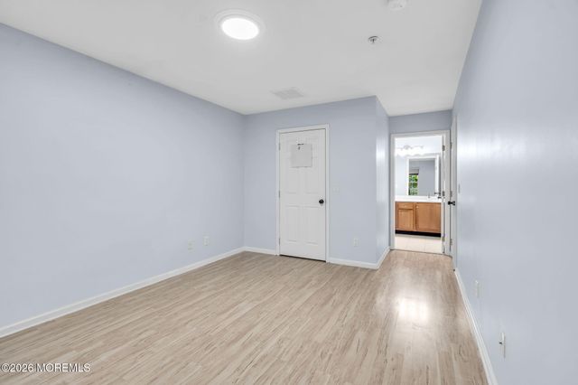 38 Oxford Court, Englishtown, NJ 07726