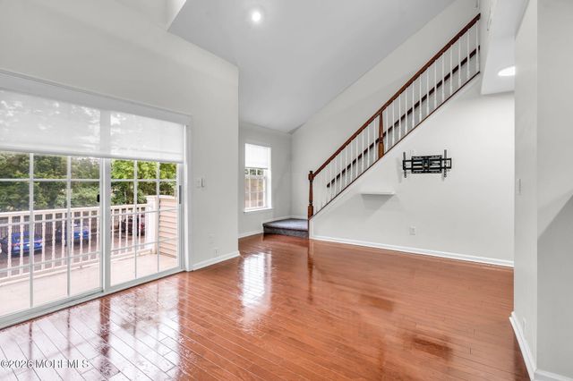 38 Oxford Court, Englishtown, NJ 07726