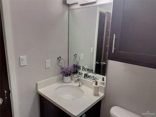 3013 S L Street C, Mcallen, TX 78503