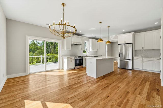 9 Bills Lane, Milton, NY 12547