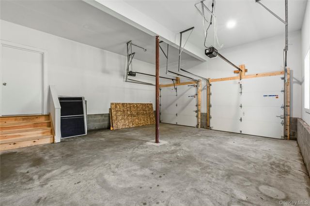 9 Bills Lane, Milton, NY 12547