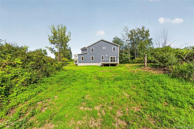 9 Bills Lane, Milton, NY 12547