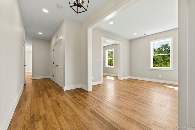 9 Bills Lane, Milton, NY 12547