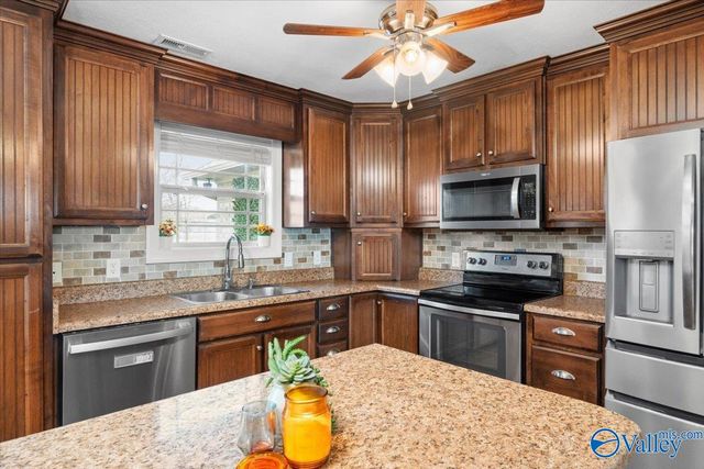 27883 Phillip Wagnon Drive, Athens, AL 35613