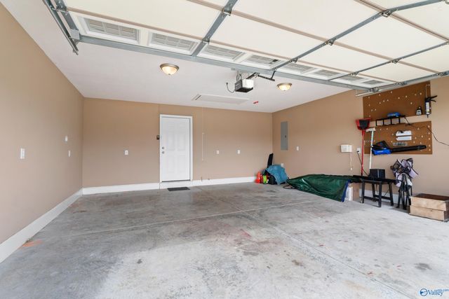 27883 Phillip Wagnon Drive, Athens, AL 35613