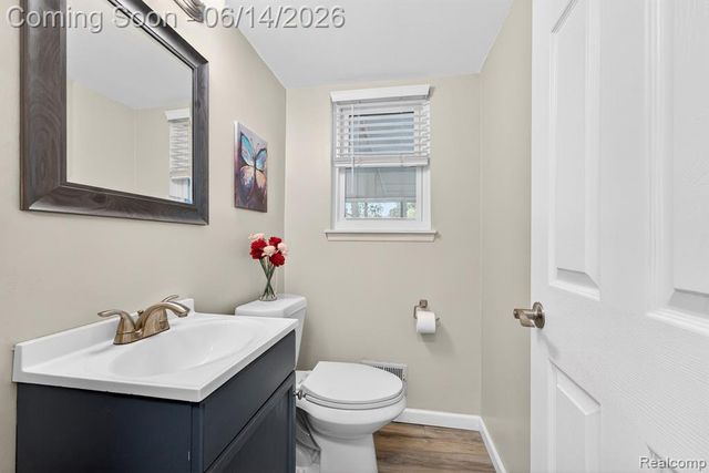 21659 Birch Street, Trenton, MI 48183