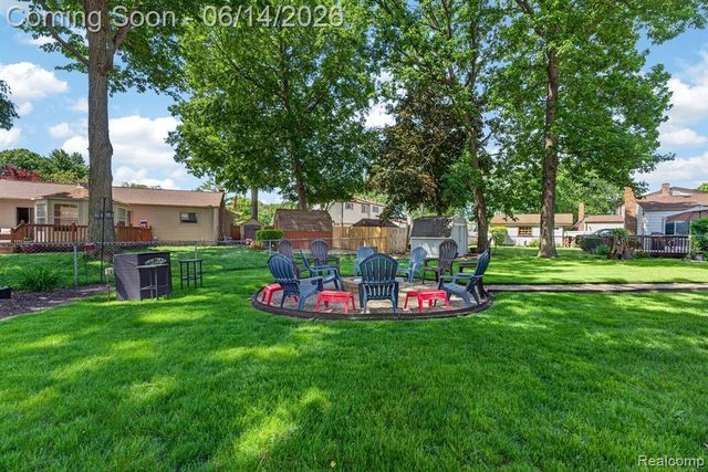 21659 Birch Street, Trenton, MI 48183