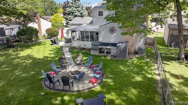 21659 Birch Street, Trenton, MI 48183
