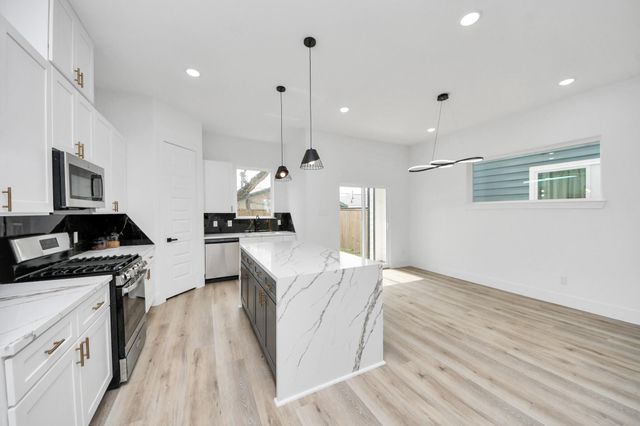 3524 Rebecca Street, Houston, TX 77021